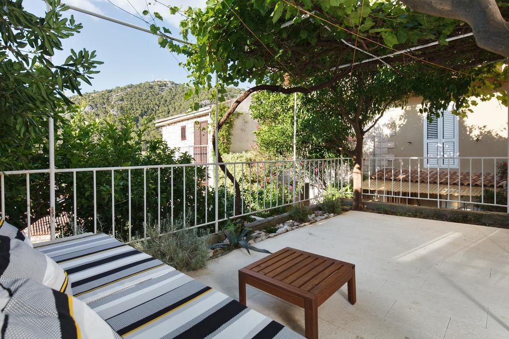 Apartment Dubica Hvar Town Eksteriør billede